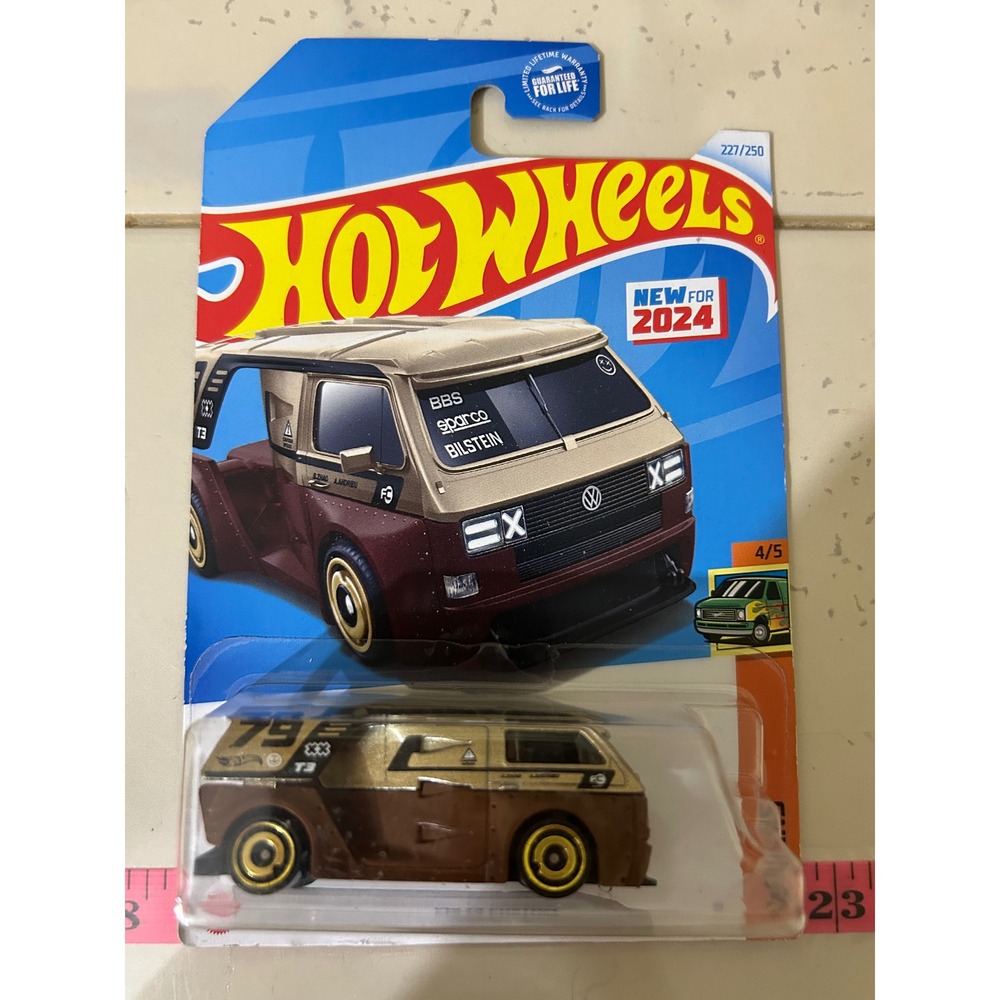 Hot Wheels VW T3 Custom HW Vans New for 2024 Diecast 4/5‎ 227/250